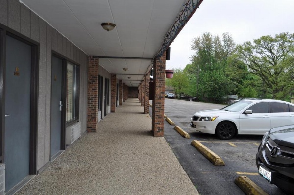 Kewanee Motor Lodge image 13